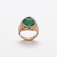 Green sigillum ring