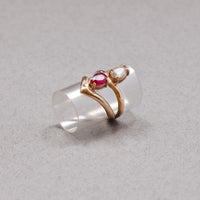 Little pistil ring