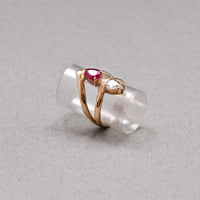 Little pistil ring