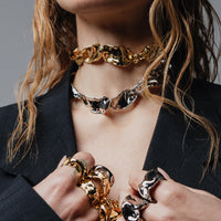 Mayumi chocker