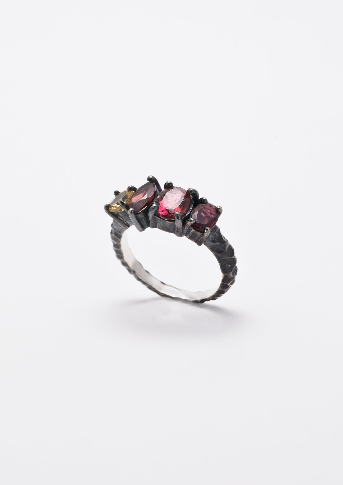 Dark Nari ring