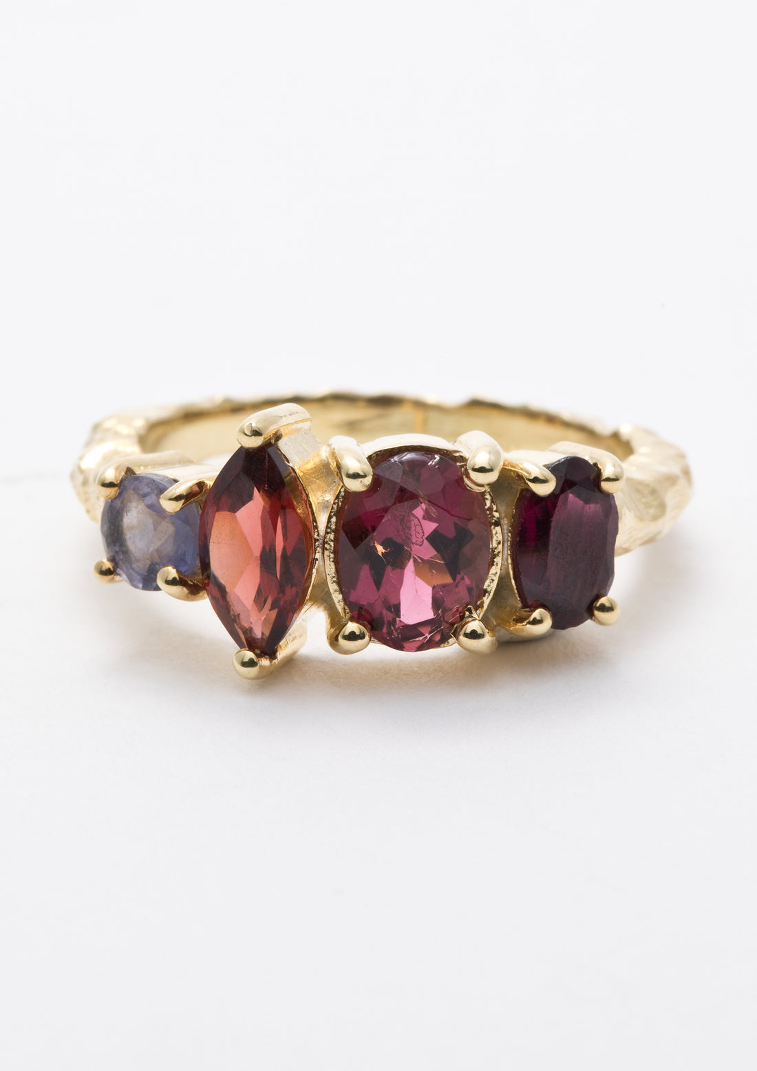 Nari ring