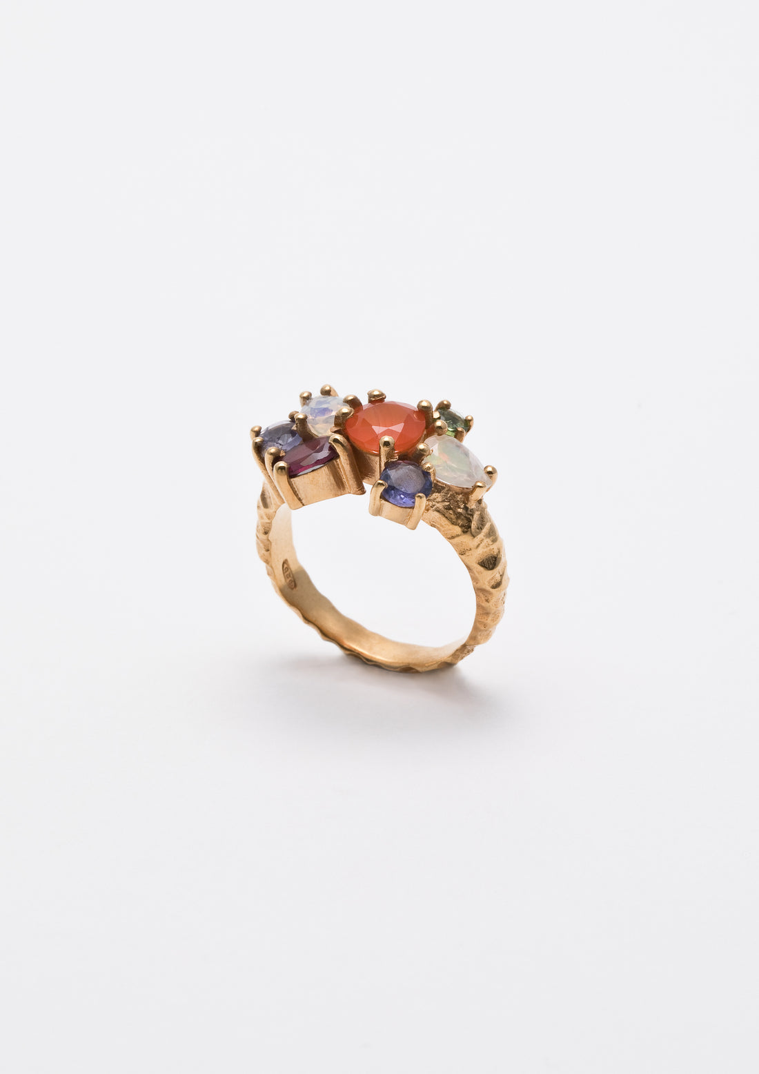 Inay ring