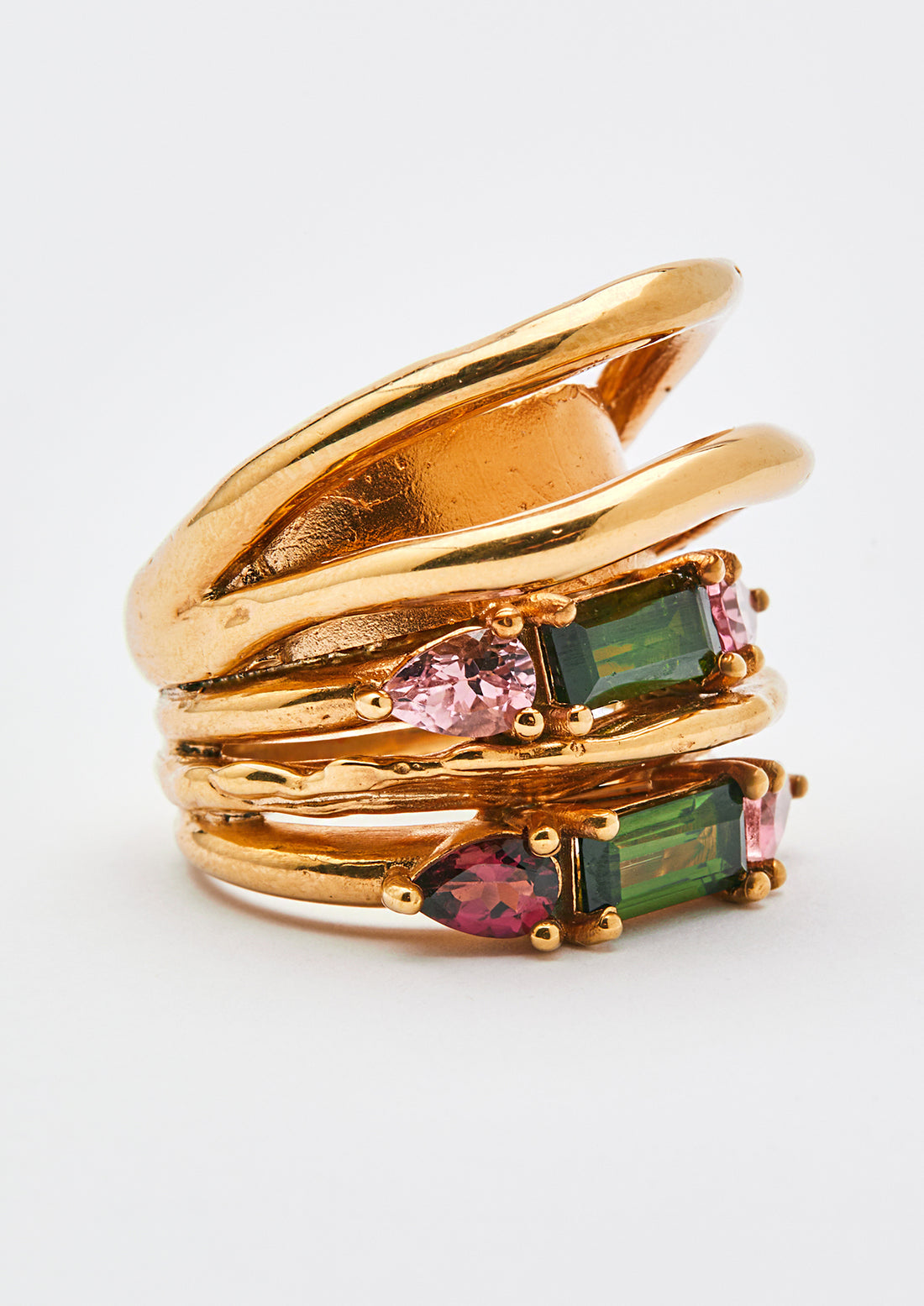 Azak ring