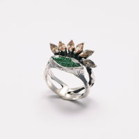 Green Amaranta ring