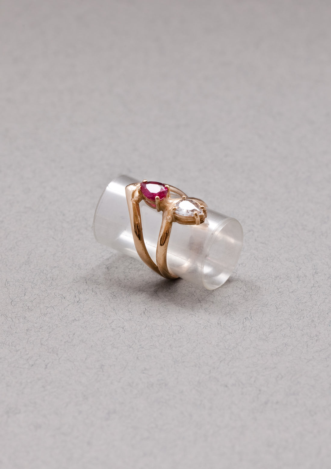Little pistil ring