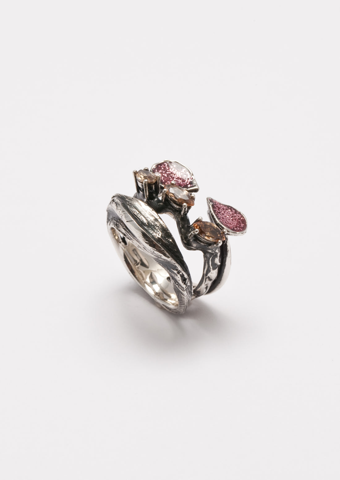 Carisia ring