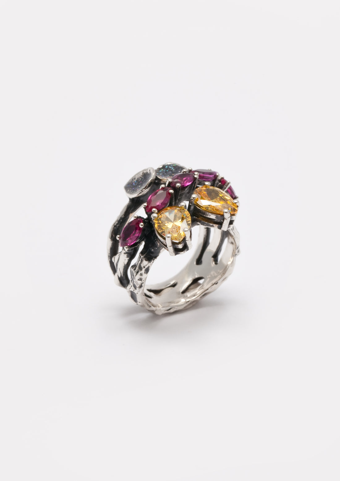 Gynura ring