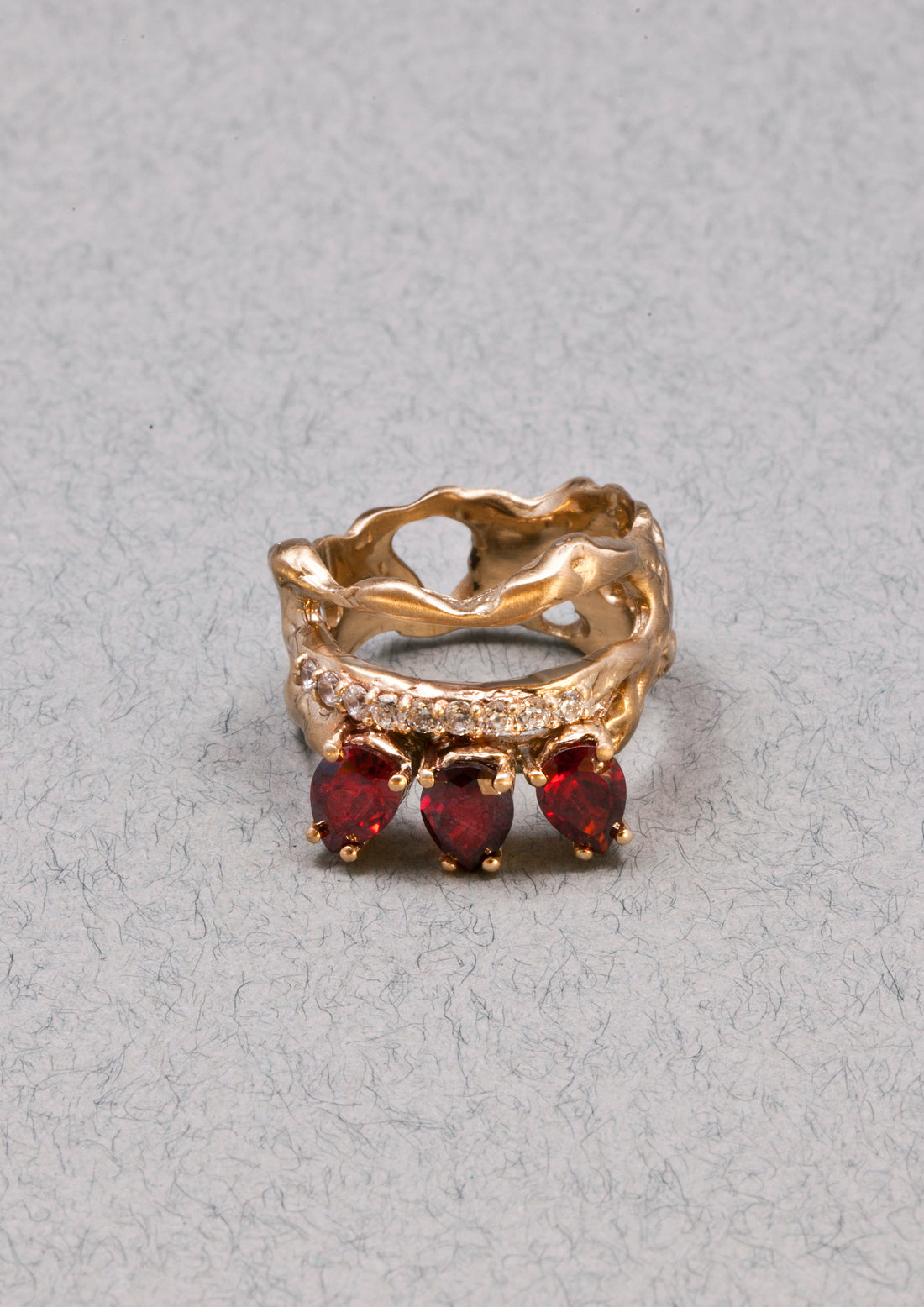 Eros ring